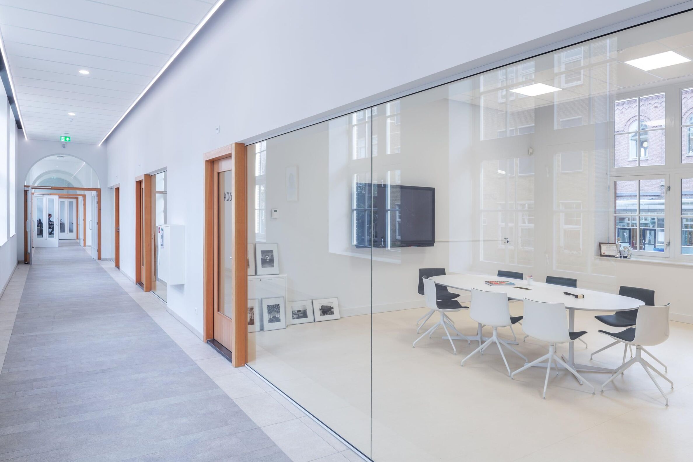 MAKR Lyceum Fons Vitae Amsterdam